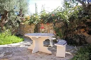 022 Sta. Lucia Denia